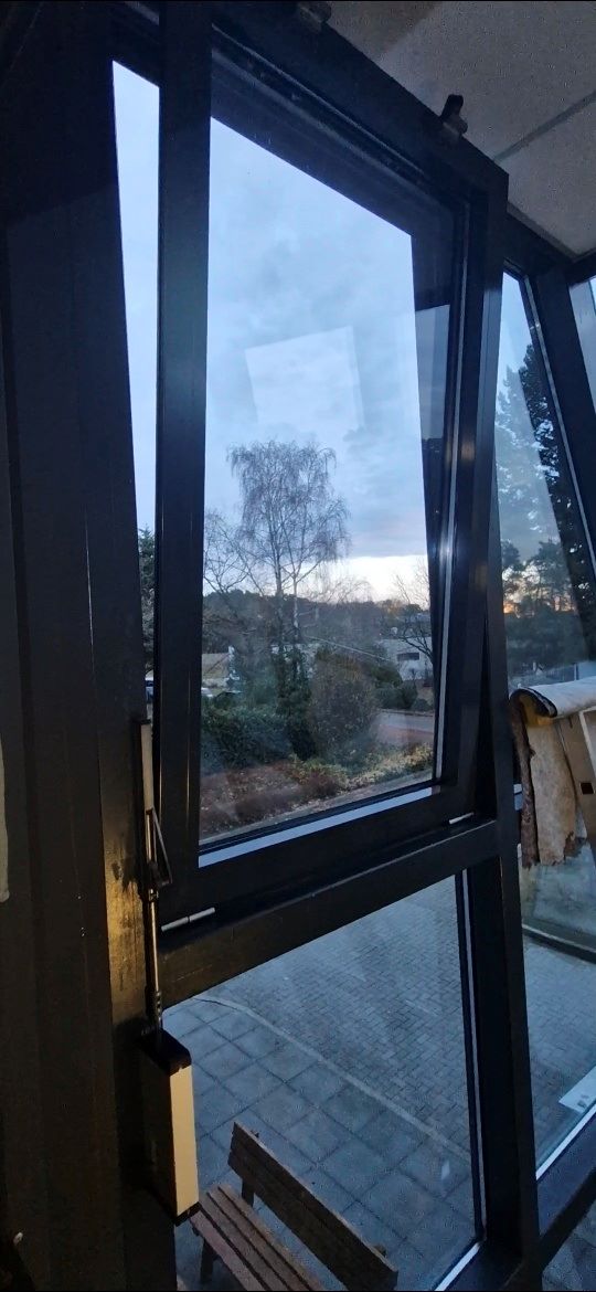 Oberlichtschliesser-Oberlichtoeffner-Reparatur-Montage-kaufen-Osnabrueck-Bielefeld-Melle-Hasbergen-Lotte